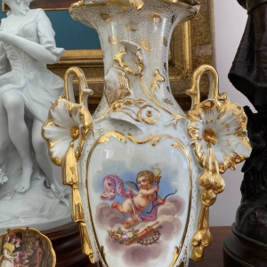 19th Century French Cornet Vase with Hand-Painted Putti – Rare Parisian Porcelain Wedding Vase